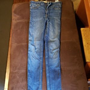 SIZE 0 Hollister High Rise Jeans